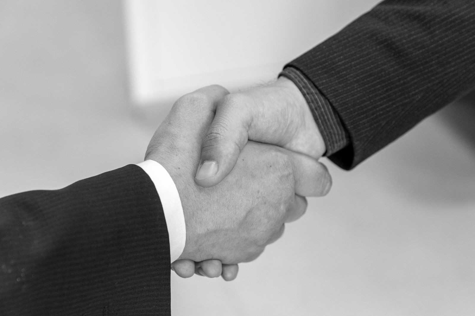How to Price Your Services as a Consultant (2026): The Complete Guide